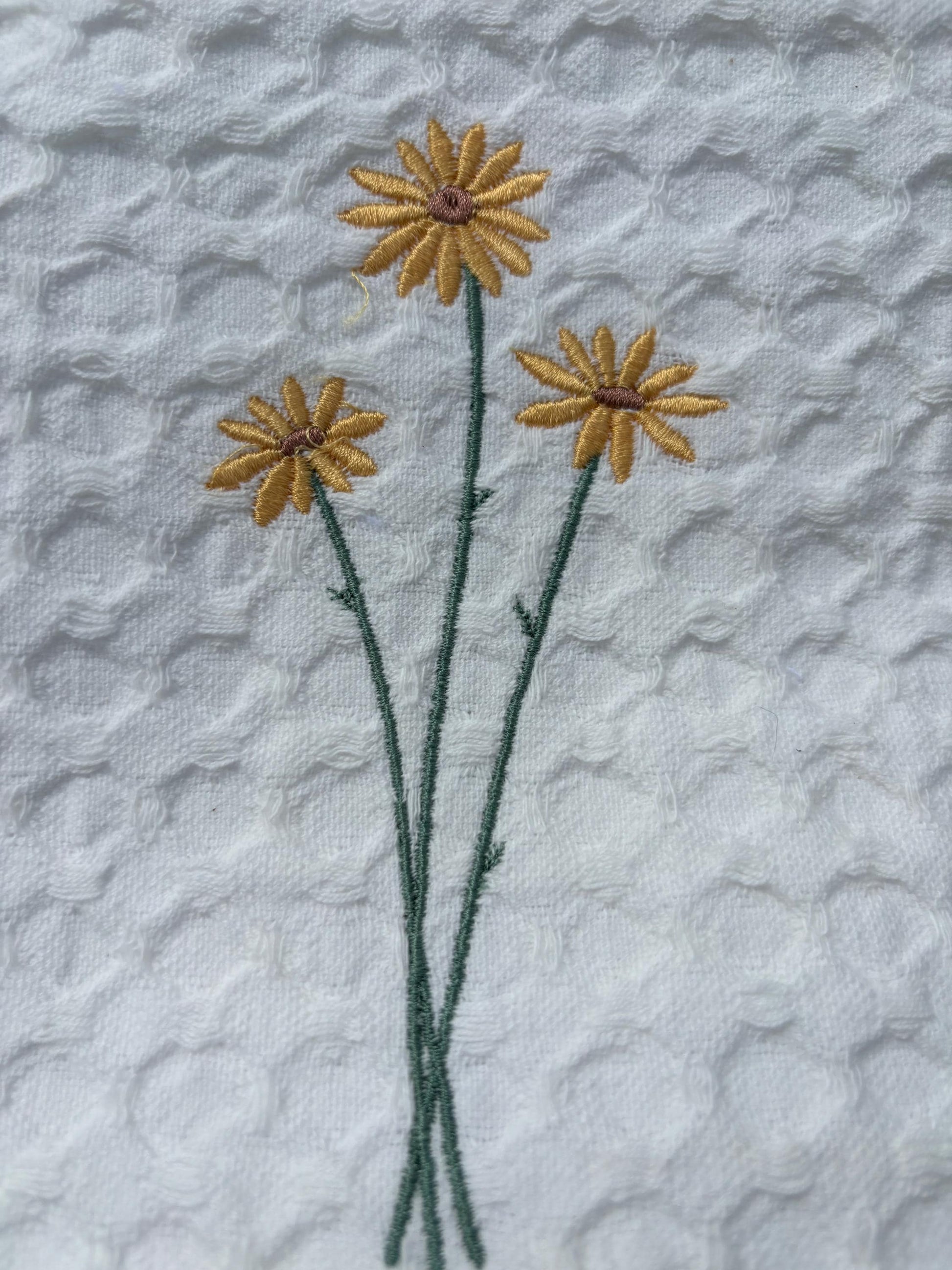 Embroidered Daisy Cleaning Cloths — Reusable Cotton Dish Cloths, Eco-Friendly Kitchen Towels, Floral Spring Gift